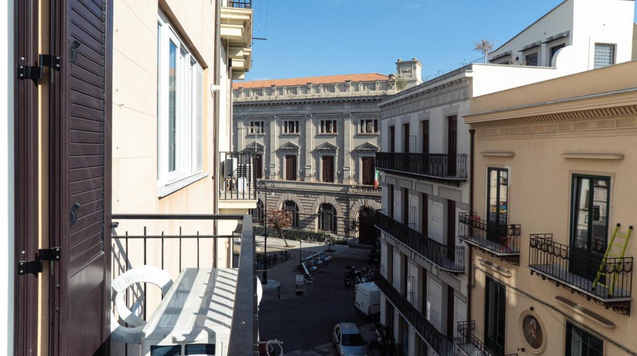 Zefiro Suites Palermo Bagian luar foto