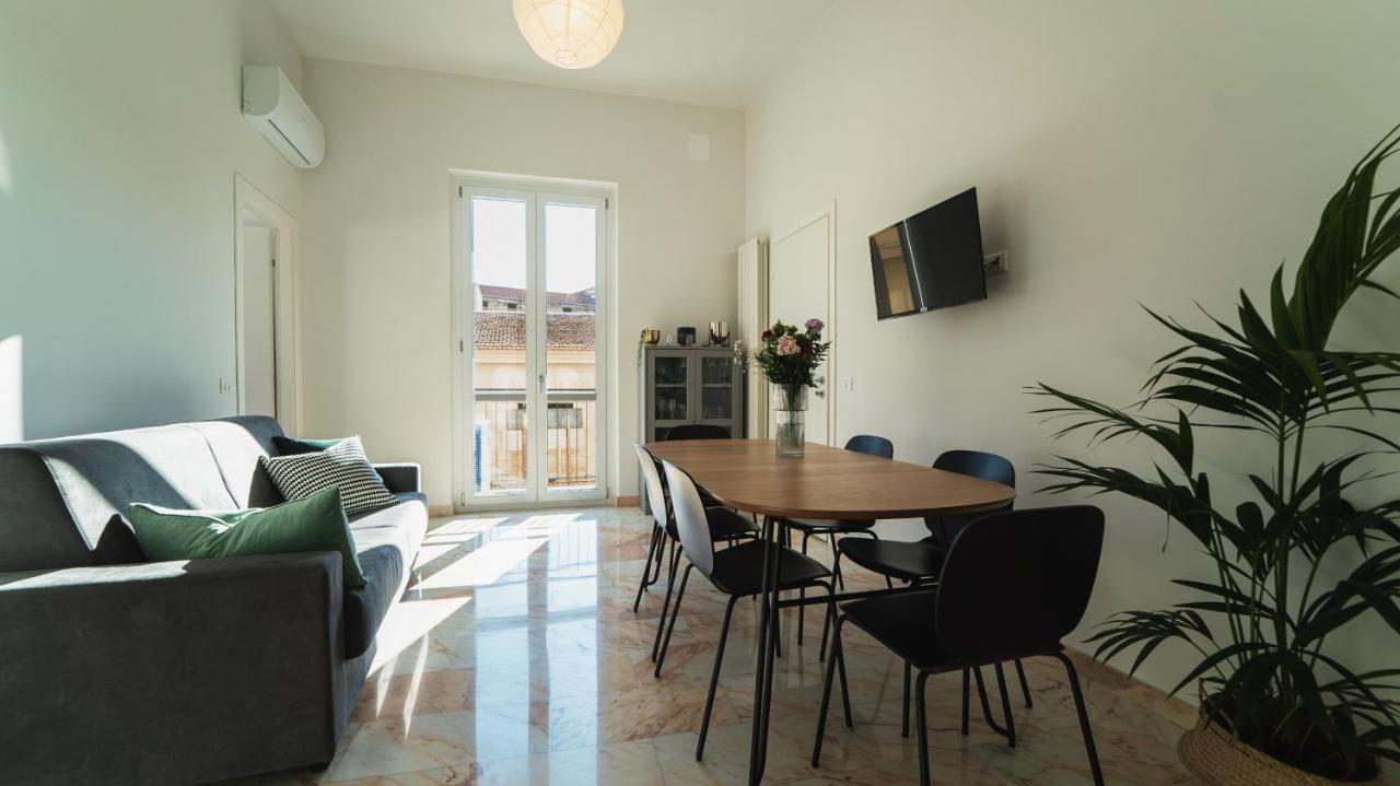 Zefiro Suites Palermo Bagian luar foto