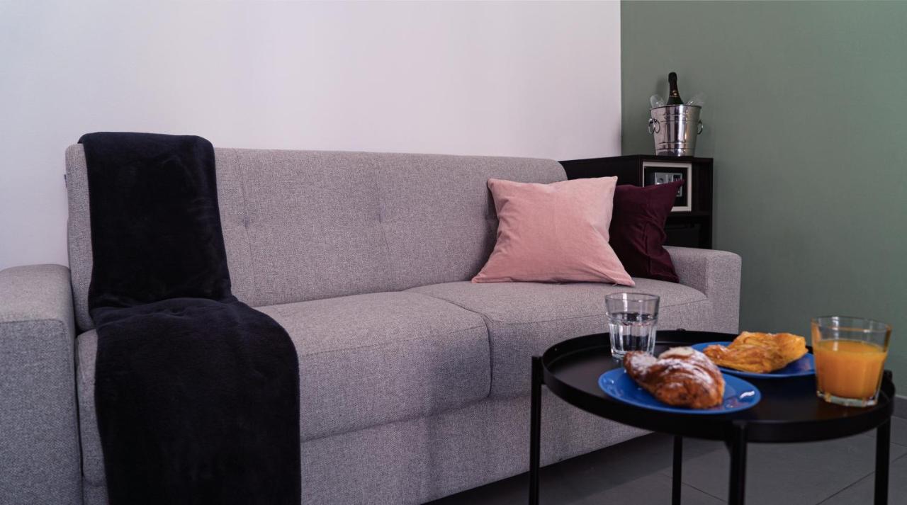 Zefiro Suites Palermo Bagian luar foto