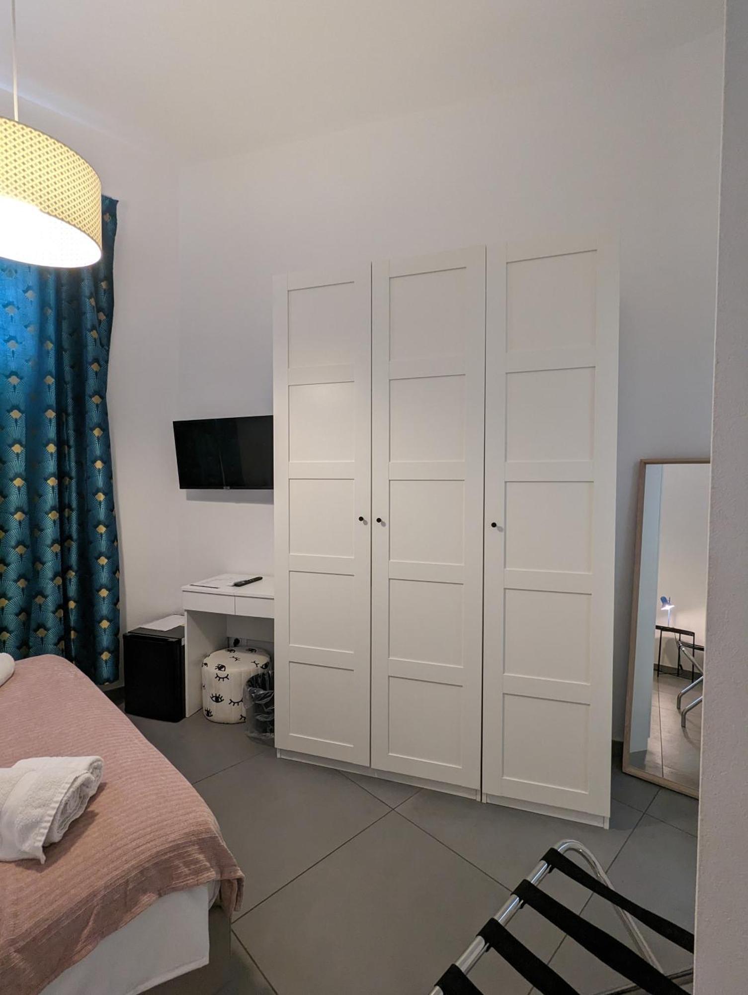 Zefiro Suites Palermo Bagian luar foto